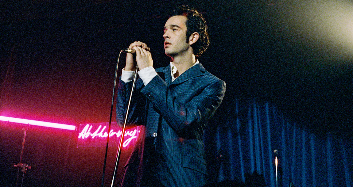 The1975_OhCaroline_0075_JCH.jpg